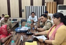 डीएम-एसपी ने तहसील सलोन में सुनीं फरियादियों की समस्याएं सम्पूर्ण समाधान दिवस में 55 शिकायतें प्राप्त, 15 का मौके पर निस्तारण