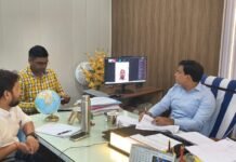 पंचायत योजनाओं की समीक्षा में सख्त दिखे उपनिदेशक पंचायत, लापरवाही पर वेतन रोकने की चेतावनी