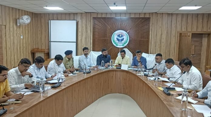 बाढ़ और जलभराव से निपटने को प्रशासन अलर्ट, तैयारियों की हुई व्यापक समीक्षा