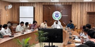 नगर आयुक्त अजय जैन ने पथ प्रकाश व वाहन विभाग की समीक्षा, दिए सख्त निर्देश