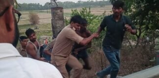 आमी नदी में डूबने से युवक की मौत, दोस्तों के सामने हुआ दर्दनाक हादसा नहाने के दौरान गहरे पानी में डूबा युवक, गोताखोरों ने बाहर निकाला शव
