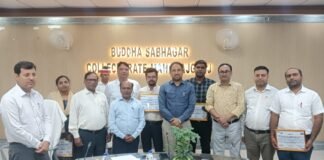 पेट्रोल पंपों पर प्रशासन की सख्ती, बिना नंबर वाहनों को नहीं मिलेगा तेल डिब्बे में सिर्फ 5 लीटर डीजल की अनुमति, कालाबाजारी और अवैध भंडारण पर होगी कार्रवाई