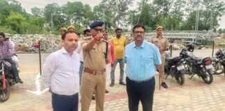 बकरीद की नमाज शांतिपूर्ण ढंग से सम्पन्न, प्रशासन पूरी तरह रहा अलर्ट एसपी नॉर्थ ज्ञानेंद्र, एडीएम प्रशासन डॉ. वैभव शर्मा व एसडीएम सदर दीपक गुप्ता ने संभाली कमान