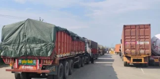 नेपाल के नए एमआरपी नियम से सोनौली बॉर्डर पर महाजाम, आयात-निर्यात व्यवस्था चरमराई