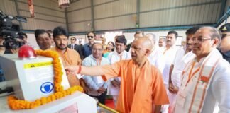 कुशीनगर रच रहा विकास के नए कीर्तिमान, कृषि विश्वविद्यालय से बदलेगी पूर्वांचल की तस्वीर : मुख्यमंत्री इसी सत्र से शुरू होगी पढ़ाई, एयरपोर्ट, एक्सप्रेस-वे और फूड प्रोसेसिंग से बढ़ेंगे रोजगार के अवसर