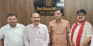 “संतकबीरनगर का कार्यकाल जीवनभर याद रहेगा” : हरिश्चंद्र नाथ स्थानांतरित जिला विद्यालय निरीक्षक को भावभीनी विदाई, शिक्षकों और कर्मचारियों ने जताया आभार