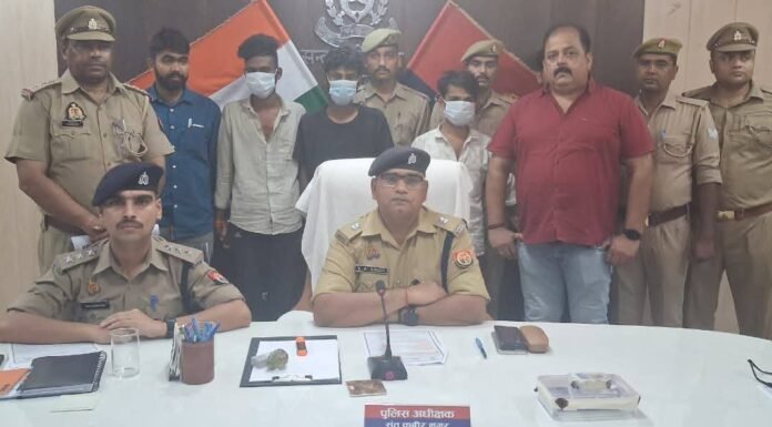 स्पर्श हॉस्पिटल के बाहर मंगलसूत्र झपटने वाले तीन आरोपी गिरफ्तार लूटा गया मंगलसूत्र व घटना में प्रयुक्त बाइक बरामद, खर्च चलाने के लिए करते थे झपटमारी