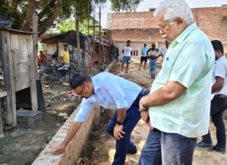 निर्माणाधीन बस स्टेशन और टीएचआर प्लांट का डीएम ने किया निरीक्षण निर्माण कार्य की गुणवत्ता जांच के लिए थर्ड पार्टी परीक्षण के निर्देश, कार्य में तेजी लाने पर जोर