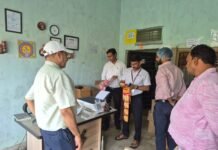 मसाला इकाइयों पर खाद्य विभाग की छापेमारी, हल्दी-धनिया के नमूने जांच को भेजे 23 किलो साबुत हल्दी सीज, मिलावट रोकने के अभियान के तहत हुई कार्रवाई
