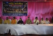 डीएम-एसपी ने रात्रिकालीन चौपाल में सुनीं ग्रामीणों की समस्याएं “आइए एक साथ मिलकर बेहतर गांव का निर्माण करें” विषय पर हुआ संवाद