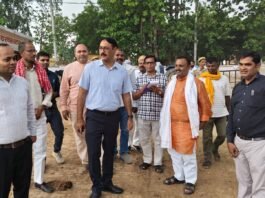 डीएम ने स्थायी गौ आश्रय स्थल बढ़या ठाठर का किया निरीक्षण, व्यवस्थाओं को और बेहतर बनाने के दिए निर्देश