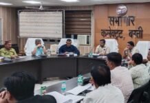 खाद्य पदार्थों में मिलावट पर प्रशासन सख्त, त्योहारों पर चलेगा विशेष अभियान सीआरओ कीर्ति प्रकाश भारती की अध्यक्षता में खाद्य सुरक्षा समिति की बैठक, गुणवत्तापूर्ण खाद्य सामग्री उपलब्ध कराने पर जोर