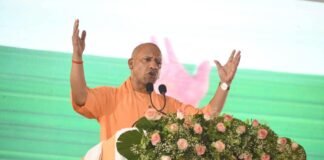 मुख्यमंत्री योगी ने बाबा बैजूनाथ धाम से दी 475 करोड़ की 139 विकास परियोजनाओं की सौगात