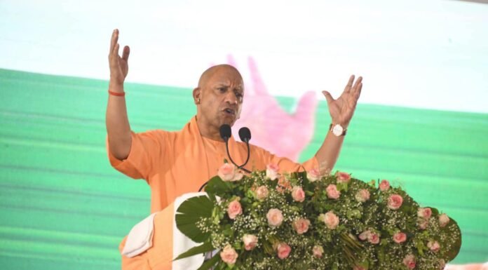 मुख्यमंत्री योगी ने बाबा बैजूनाथ धाम से दी 475 करोड़ की 139 विकास परियोजनाओं की सौगात