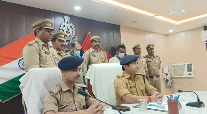 19 करोड़ की जीएसटी चोरी का भंडाफोड़, 50-50 हजार के दो इनामी आरोपी दिल्ली से गिरफ्तार संतकबीरनगर पुलिस और एसटीएफ लखनऊ की संयुक्त कार्रवाई, फर्जी फर्मों के जरिए चल रहा था करोड़ों का कर चोरी नेटवर्क