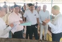 मधवलिया गोसदन को मॉडल बनाने की तैयारी, डीएम ने दिए आत्मनिर्भरता के निर्देश गोबर गैस, वर्मी कंपोस्ट, गोकाष्ठ और आयवर्धक गतिविधियों को बढ़ावा देने पर जोर