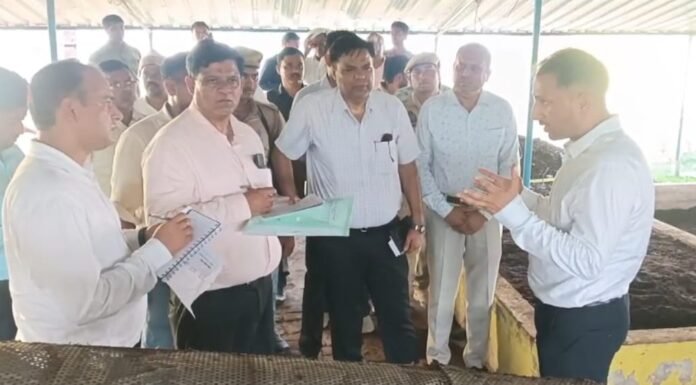 मधवलिया गोसदन को मॉडल बनाने की तैयारी, डीएम ने दिए आत्मनिर्भरता के निर्देश गोबर गैस, वर्मी कंपोस्ट, गोकाष्ठ और आयवर्धक गतिविधियों को बढ़ावा देने पर जोर