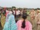 अब नहीं डूबेंगी मासूम जिंदगियां: घाटों पर चौपाल लगाकर राजघाट पुलिस ने छेड़ी जागरूकता मुहिम गर्मी में बढ़ती डूबने की घटनाओं पर रोक के लिए पुलिस की मानवीय पहल, अभिभावकों से बच्चों पर निगरानी रखने की अपील