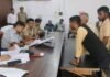 सम्पूर्ण समाधान दिवस में मंडलायुक्त और डीआईजी ने सुनीं फरियादें, एक सप्ताह में निस्तारण के निर्देश सहजनवा तहसील में पहुंचे 150 मामले, 15 शिकायतों का मौके पर हुआ समाधान