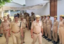 पुलिस आरक्षी परीक्षा में सख्ती, बापू पीजी कॉलेज केंद्र का एसपी नॉर्थ ने किया निरीक्षण सुरक्षा व्यवस्था, प्रवेश प्रक्रिया और निगरानी तंत्र का लिया जायजा, निष्पक्ष परीक्षा के दिए निर्देश