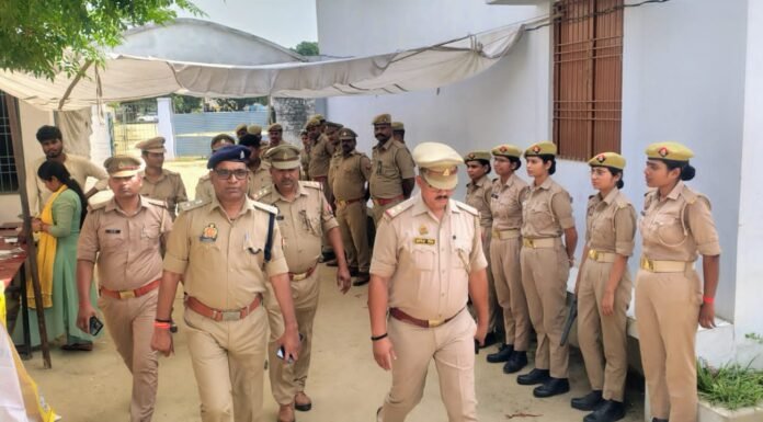 पुलिस आरक्षी परीक्षा में सख्ती, बापू पीजी कॉलेज केंद्र का एसपी नॉर्थ ने किया निरीक्षण सुरक्षा व्यवस्था, प्रवेश प्रक्रिया और निगरानी तंत्र का लिया जायजा, निष्पक्ष परीक्षा के दिए निर्देश