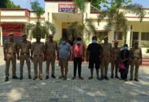 नौकरी के नाम पर ठगी करने वाले गिरोह का पर्दाफाश, महिला समेत चार गिरफ्तार फर्जी नियुक्ति पत्र बनाकर बेरोजगारों से वसूलते थे लाखों रुपये