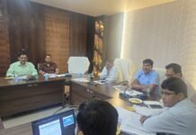 गीडा में सीईटीपी बैठक में प्रदूषण विभाग की अनुपस्थिति पर भड़के उद्यमी रेड जोन सूची और संचालन शुल्क पर उठे सवाल, उद्योगों पर अतिरिक्त बोझ न डालने की मांग