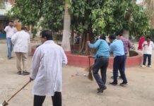 योग दिवस से पहले जिला अस्पताल में चला स्वच्छता अभियान, सीएमएस ने खुद संभाली कमान