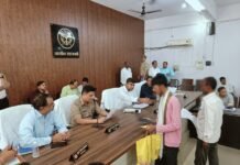 सहजनवां तहसील दिवस में डीएम-एसएसपी ने सुनी जनसमस्याएं त्वरित निस्तारण के दिए निर्देश, कई शिकायतों का मौके पर हुआ समाधान