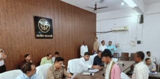 सहजनवां तहसील दिवस में डीएम-एसएसपी ने सुनी जनसमस्याएं त्वरित निस्तारण के दिए निर्देश, कई शिकायतों का मौके पर हुआ समाधान