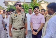 बाबा बैजूनाथ धाम पहुंचेगे मुख्यमंत्री योगी आदित्यनाथ, विधायक गणेश चौहान और आला अधिकारियों ने लिया तैयारियों का जायजा सुरक्षा, पार्किंग, रूट डायवर्जन और हेलीपैड स्थल का किया निरीक्षण, मातहतों को दिए सख्त निर्देश