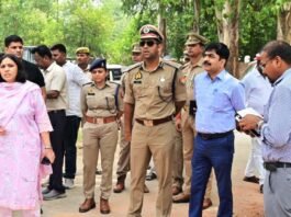 मुख्यमंत्री के प्रस्तावित दौरे की तैयारियां तेज, मंडलायुक्त और डीआईजी ने किया निरीक्षण हेलीपैड व कार्यक्रम स्थल का लिया जायजा, अधिकारियों को दिए आवश्यक निर्देश