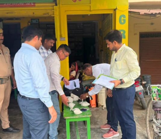 खाद कारोबारियों पर कृषि विभाग का बड़ा एक्शन: 36 दुकानों पर छापेमारी, एक लाइसेंस निलंबित, 9 को नोटिस