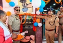पुलिस लाइन में अत्याधुनिक जिम का शुभारंभ डीआईजी बोले— फिट पुलिस बल ही मजबूत सुरक्षा व्यवस्था की पहचान निर्माणाधीन गेस्ट हाउस और कमांड सेंटर का भी किया निरीक्षण, समयबद्ध व गुणवत्तापूर्ण निर्माण के दिए निर्देश