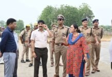 सीएम आगमन की तैयारियों का मंडलायुक्त व डीआईजी ने लिया जायजा