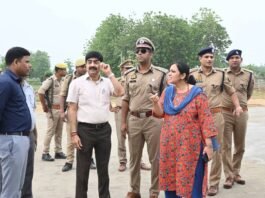 सीएम आगमन की तैयारियों का मंडलायुक्त व डीआईजी ने लिया जायजा