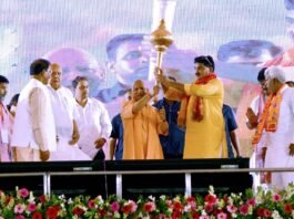 बस्ती को 504 करोड़ की विकास सौगात, सीएम योगी ने 77 परियोजनाओं का किया लोकार्पण-शिलान्यास