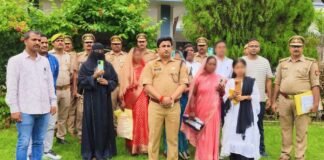 60 लाख के 161 गुमशुदा मोबाइल बरामद, संतकबीरनगर पुलिस को मिली बड़ी सफलता