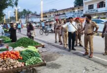 महिला अस्पताल से रोडवेज तिराहे तक चला अतिक्रमण हटाओ अभियान ट्रैफिक पुलिस की कार्रवाई से जाम से मिली राहत, स्थायी समाधान के लिए नगर पालिका से होगा समन्वय