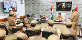 महिला अपराधों की विवेचना में लापरवाही पर एसपी सख्त, सात विवेचकों की होगी जांच लंबित मामलों की समीक्षा, वैज्ञानिक विवेचना और समयबद्ध कार्रवाई के दिए निर्देश