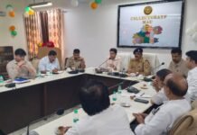 कांवड़ यात्रा व सावन मेले की तैयारियों को लेकर जिला शांति समिति की बैठक, डीएम बोले- लापरवाही किसी कीमत पर बर्दाश्त नहीं
