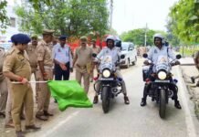 यातायात पुलिस को मिले दो इंटरसेप्टर वाहन, एसपी ने दिखाई हरी झंडी आधुनिक तकनीक से होगी ओवरस्पीडिंग और यातायात नियमों के उल्लंघन पर प्रभावी कार्रवाई