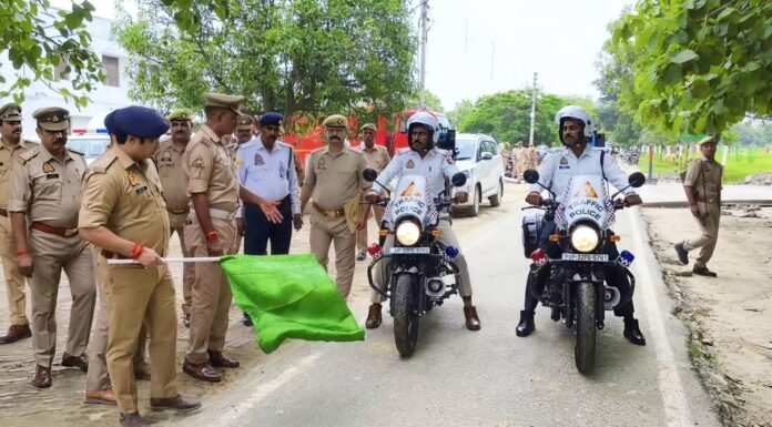 यातायात पुलिस को मिले दो इंटरसेप्टर वाहन, एसपी ने दिखाई हरी झंडी आधुनिक तकनीक से होगी ओवरस्पीडिंग और यातायात नियमों के उल्लंघन पर प्रभावी कार्रवाई