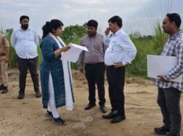 रायबरेली रिंग रोड परियोजना अंतिम चरण में: डीएम ने किया निरीक्षण, गुणवत्ता और समयबद्ध कार्य पर दिया जोर 95 प्रतिशत कार्य पूरा, रेलवे स्वीकृति मिलने के बाद शेष निर्माण ने पकड़ी रफ्तार
