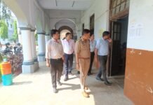 टीईटी 2026: गोरखपुर में चार पालियों की परीक्षा शांतिपूर्ण सम्पन्न, दो दिनों में रिकॉर्ड उपस्थिति के बीच प्रशासन पूरी तरह रहा अलर्ट 32 परीक्षा केंद्रों पर 72 हजार से अधिक अभ्यर्थियों के लिए सुरक्षा के कड़े इंतजाम, वरिष्ठ अधिकारियों ने लगातार किया निरीक्षण