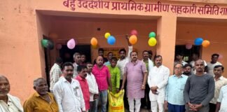 खिरीडाड में बहुउद्देशीय ग्रामीण सहकारी समिति (वि. पैक्स) का उद्घाटन विधायक प्रदीप शुक्ला बोले— सहकारी समितियां किसानों की आर्थिक मजबूती का मजबूत आधार