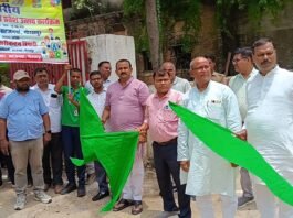 निकली ब्लॉक स्तरीय ‘स्कूल चलो अभियान’ एवं संचारी रोग नियंत्रण रैली 250 से अधिक बच्चों ने लिया भाग, विधायक प्रदीप शुक्ला ने शिक्षा और स्वास्थ्य के प्रति किया जागरूक
