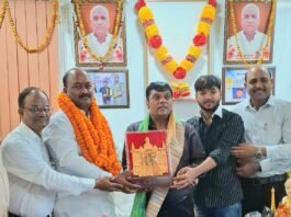 सूर्या इंटरनेशनल में जिला पंचायत अध्यक्ष बलिराम यादव का जोरदार स्वागत, कार्यकाल बढ़ने पर दी गई बधाई