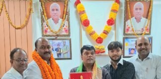 सूर्या इंटरनेशनल में जिला पंचायत अध्यक्ष बलिराम यादव का जोरदार स्वागत, कार्यकाल बढ़ने पर दी गई बधाई