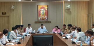 उद्यमियों की समस्याओं का समयबद्ध समाधान करें, लापरवाही पर होगी कार्रवाई: मंडलायुक्त